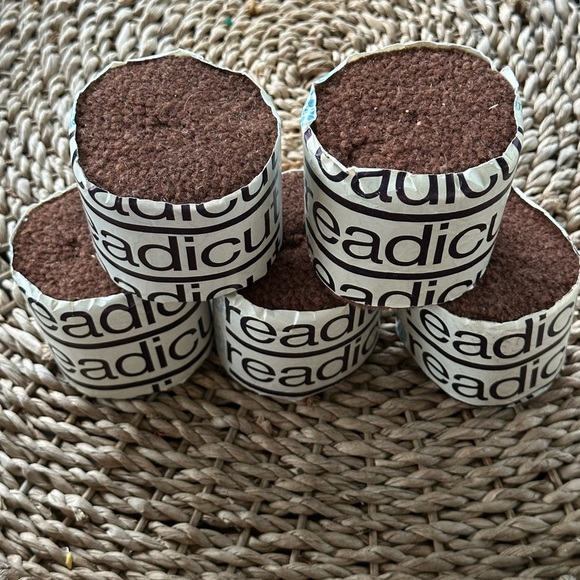 Vintage Readicut Brown Yarn Rolls - Picture 2 of 2